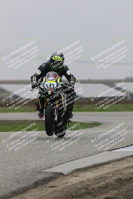 media/Nov-29-2025-TrackDaz (Sat) [[10ae2d9bce]]/A Group/Session 4 (Wheelie Bump)/